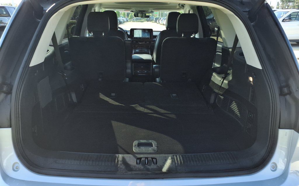 Used 2025 Lincoln Aviator Reserve RWD image 9