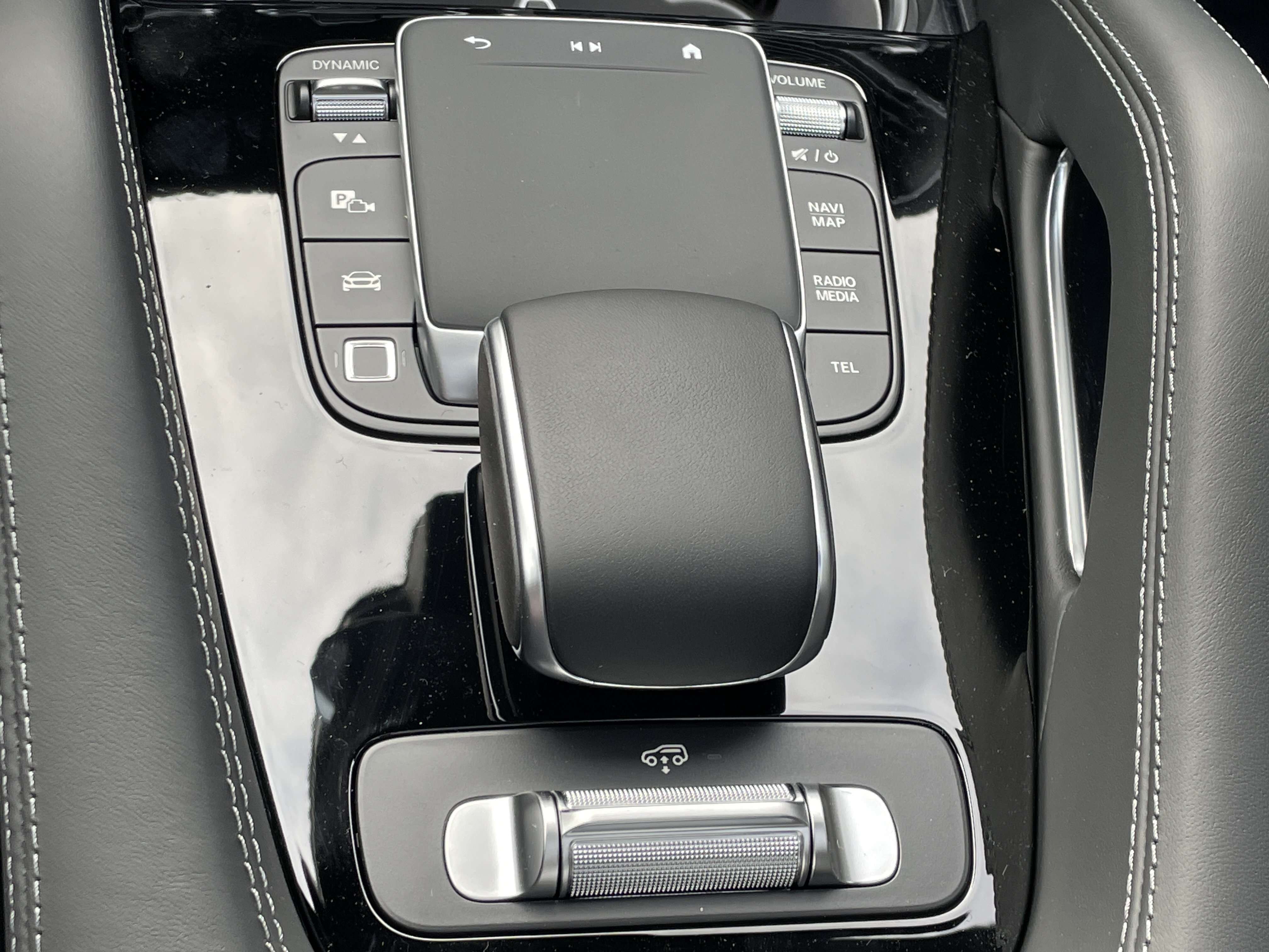 New 2026 Mercedes-Benz GLE 53 AMG 4MATIC Coupe image 32