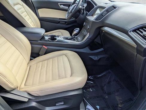 Used 2018 Ford Edge SEL w/ Equipment Group 201A FWD image 20