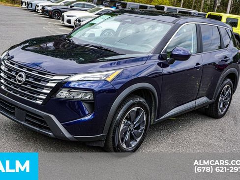 Used 2025 Nissan Rogue SV image 15