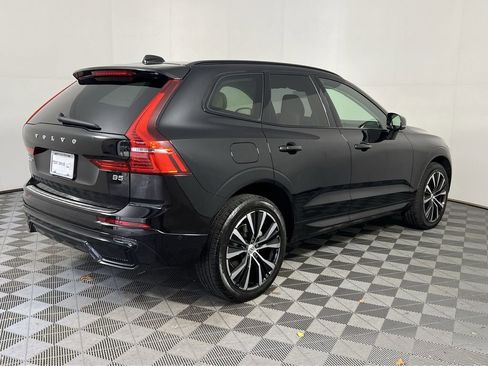 Used 2023 Volvo XC60 B5 Plus w/ Climate Package image 10