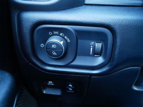 Used 2020 RAM 1500 Big Horn image 29