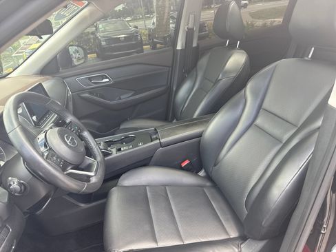 Used 2021 Nissan Rogue SV w/ Premium Package FWD image 37