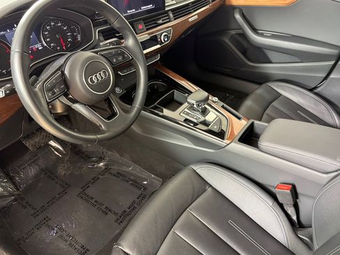 Used 2023 Audi A4 2.0T Premium w/ Convenience Package AWD/4WD image 9