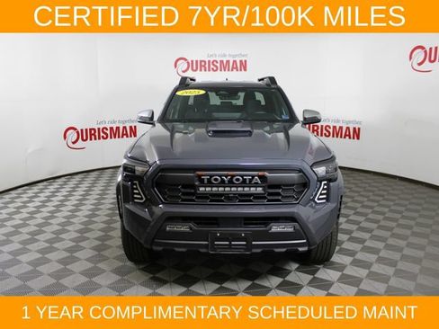 Used 2025 Toyota Tacoma TRD Sport AWD/4WD image 13