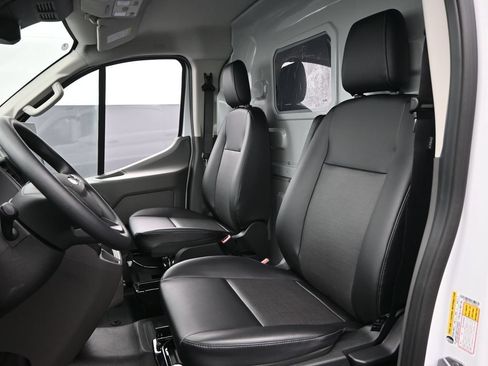 New 2026 Ford Transit 250 Low Roof RWD image 14