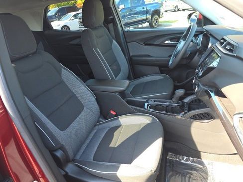 Used 2023 Chevrolet TrailBlazer LT w/ Convenience Package image 12