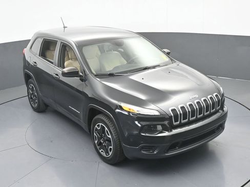 Used 2016 Jeep Cherokee Sport AWD/4WD image 48