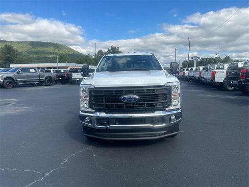 New 2026 Ford F250 XL w/ XL Driver Assist Package image 2