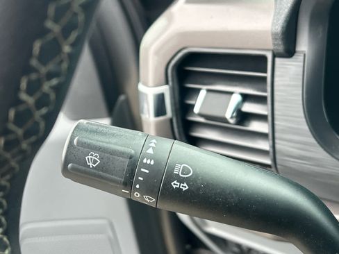 Used 2024 Ford F150 XLT image 23