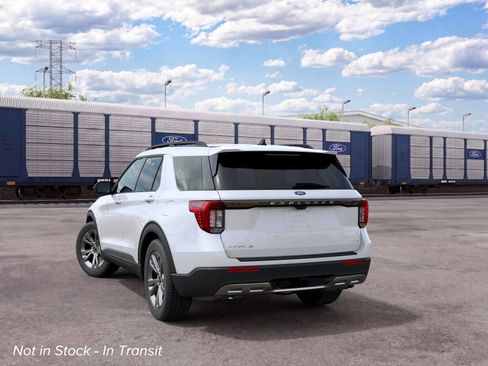 New 2027 Ford Explorer Active AWD/4WD image 8