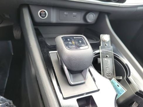Used 2021 Nissan Rogue SV FWD image 32