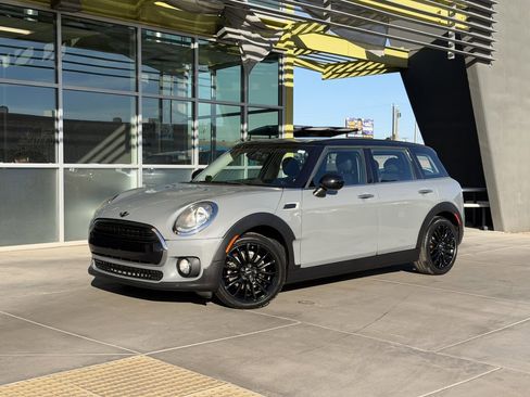 Used 2018 MINI Cooper Clubman image 1