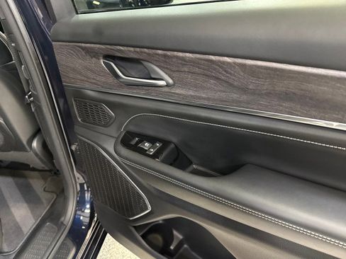 Used 2023 Jeep Grand Cherokee L Overland image 69