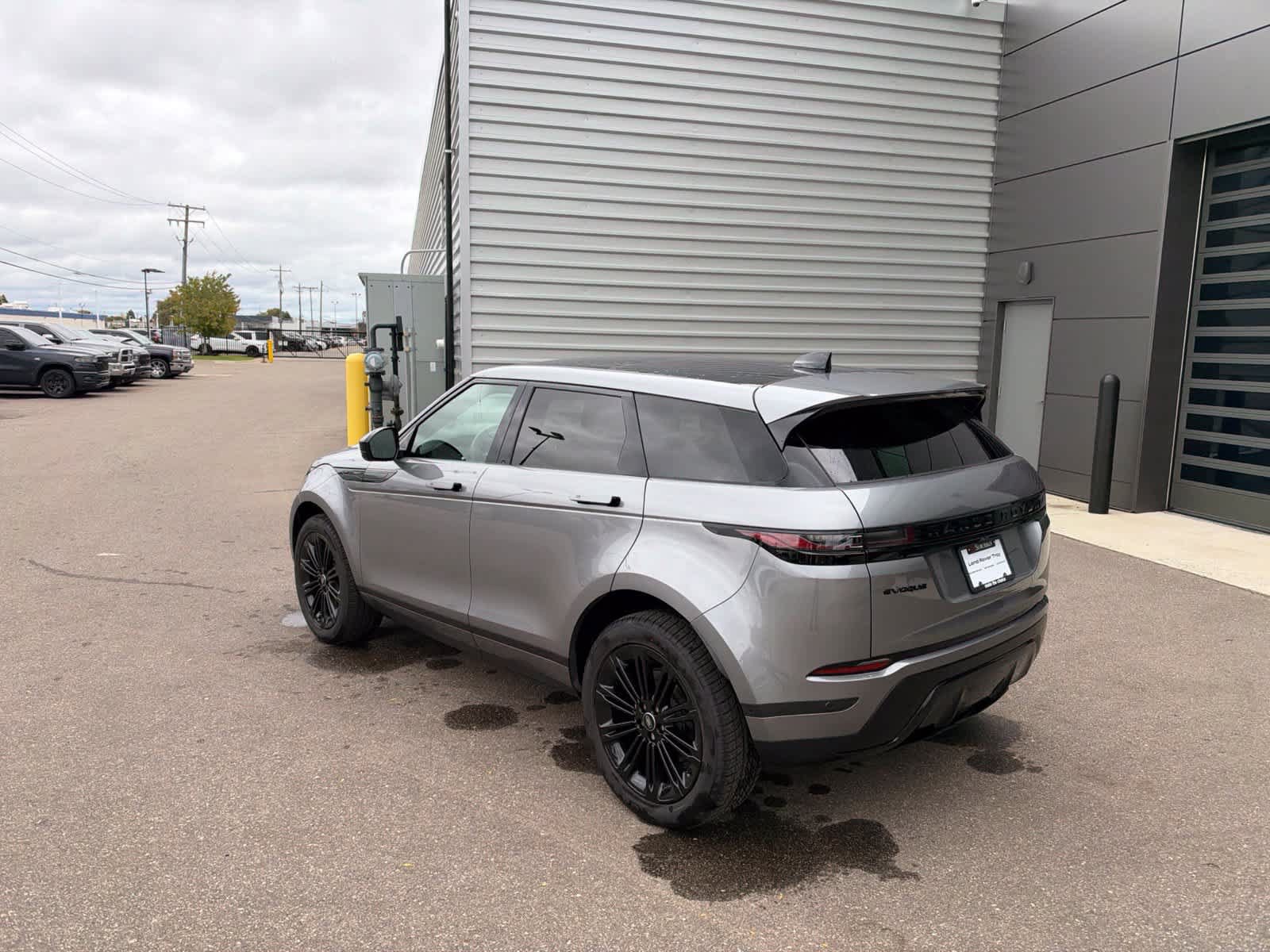 Certified 2026 Land Rover Range Rover Evoque S AWD/4WD image 3