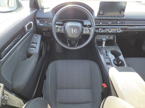 Certified 2022 Honda Civic EX image 28