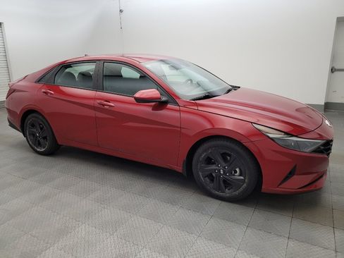 Used 2023 Hyundai Elantra SEL FWD image 11