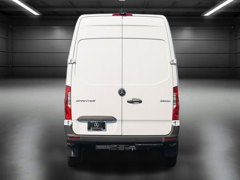 Used 2024 Mercedes-Benz Sprinter 144 Cargo image 4