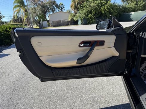 Used 2003 Mercedes-Benz SLK 320 image 15