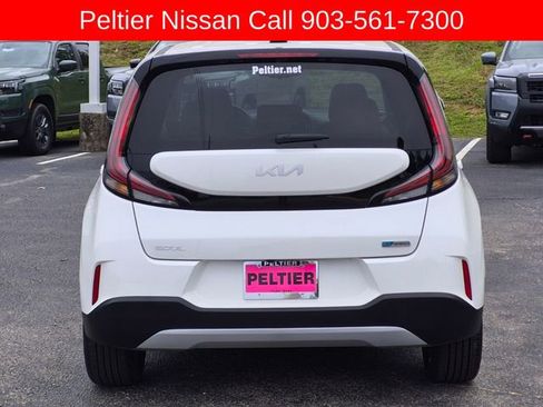Used 2025 Kia Soul EX FWD image 5