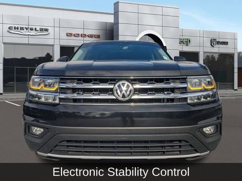 Used 2019 Volkswagen Atlas SE w/ Panoramic Sunroof Package image 9