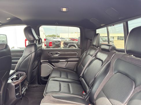 Used 2025 RAM 1500 Laramie AWD/4WD image 33