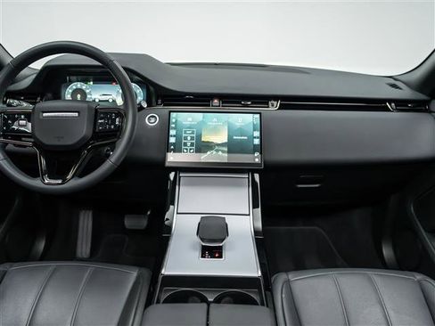 Used 2025 Land Rover Range Rover Evoque S AWD/4WD image 18