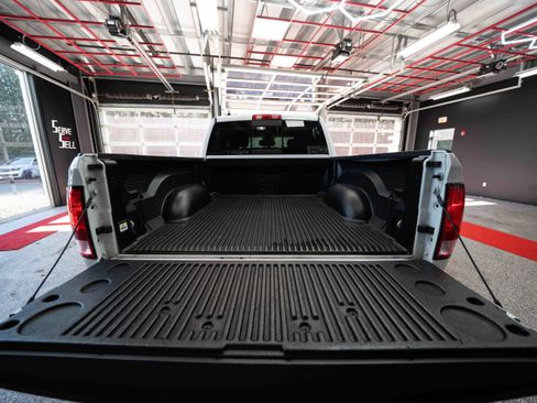 Used 2018 RAM 1500 Big Horn image 26