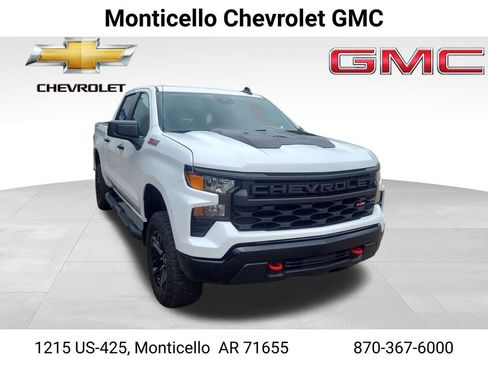New 2026 Chevrolet Silverado 1500 Custom Trail Boss AWD/4WD image 1