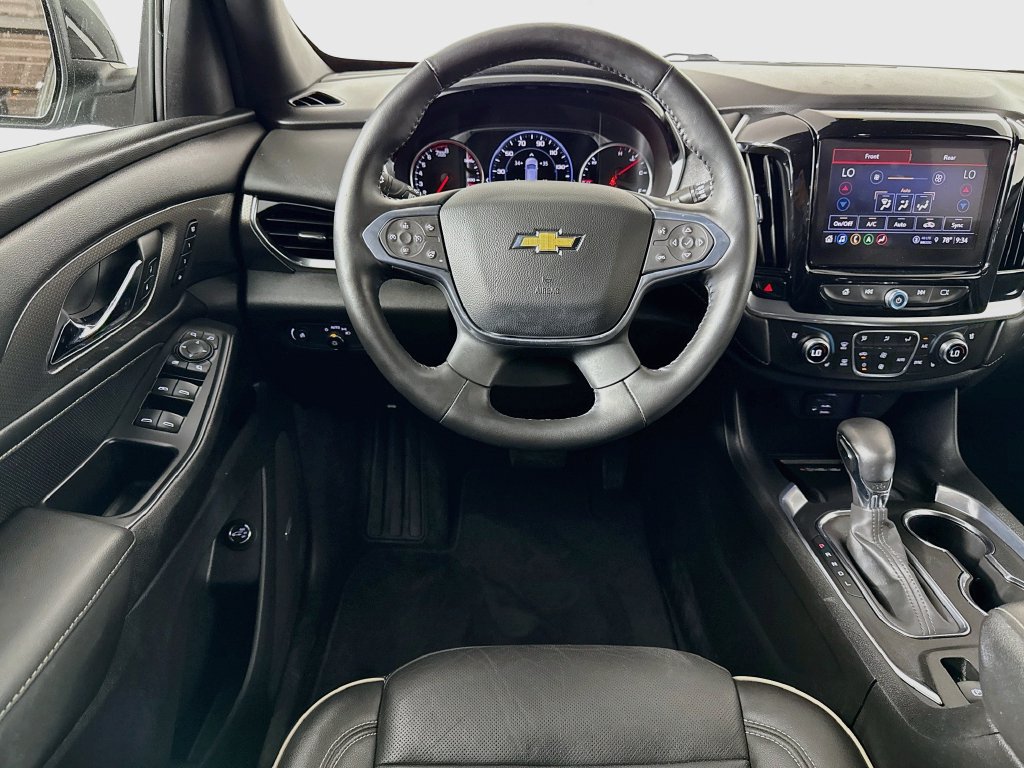 Used 2022 Chevrolet Traverse Premier w/ LPO, Cargo Package FWD image 24
