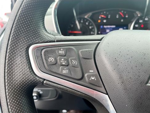 Used 2022 Chevrolet Equinox LS w/ LS Convenience Package image 10