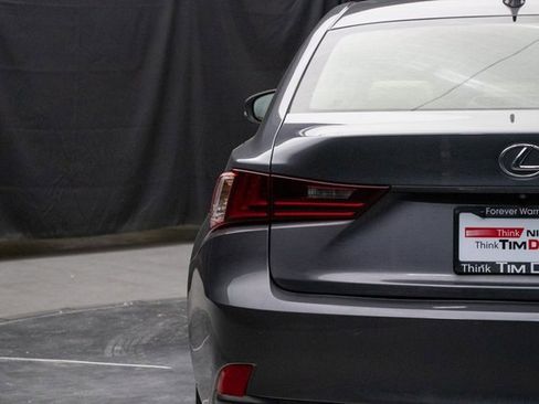 Used 2016 Lexus IS 300 AWD image 12