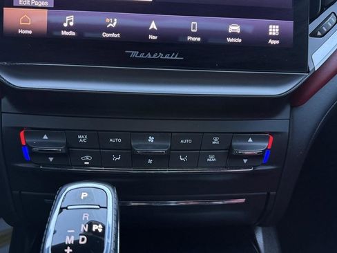 Used 2022 Maserati Ghibli Modena image 58