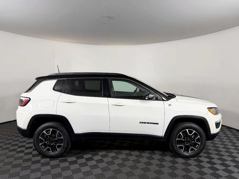 Used 2021 Jeep Compass Trailhawk AWD/4WD image 7