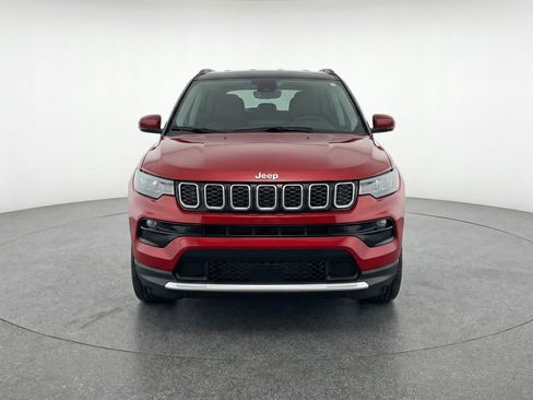 Used 2025 Jeep Compass Limited image 2