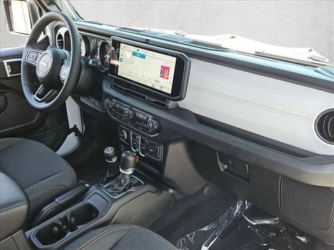 Used 2026 Jeep Wrangler Unlimited Sport AWD/4WD image 26
