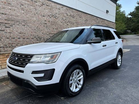 Used 2016 Ford Explorer FWD image 1