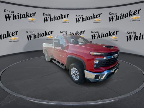 Used 2025 Chevrolet Silverado 2500 LT w/ Convenience Package image 2