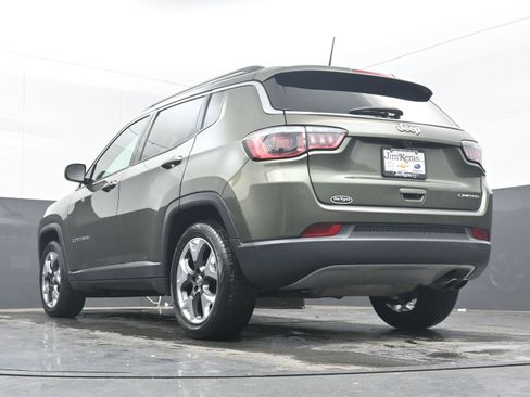 Used 2019 Jeep Compass Limited image 27