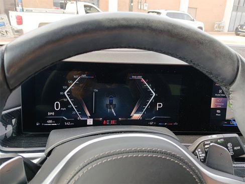 Used 2024 BMW X5 sDrive40i w/ M Sport Package image 22