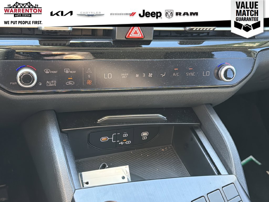 Used 2026 Kia Sportage LX FWD image 25
