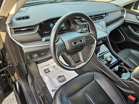 Used 2021 Jeep Grand Cherokee L Limited image 9