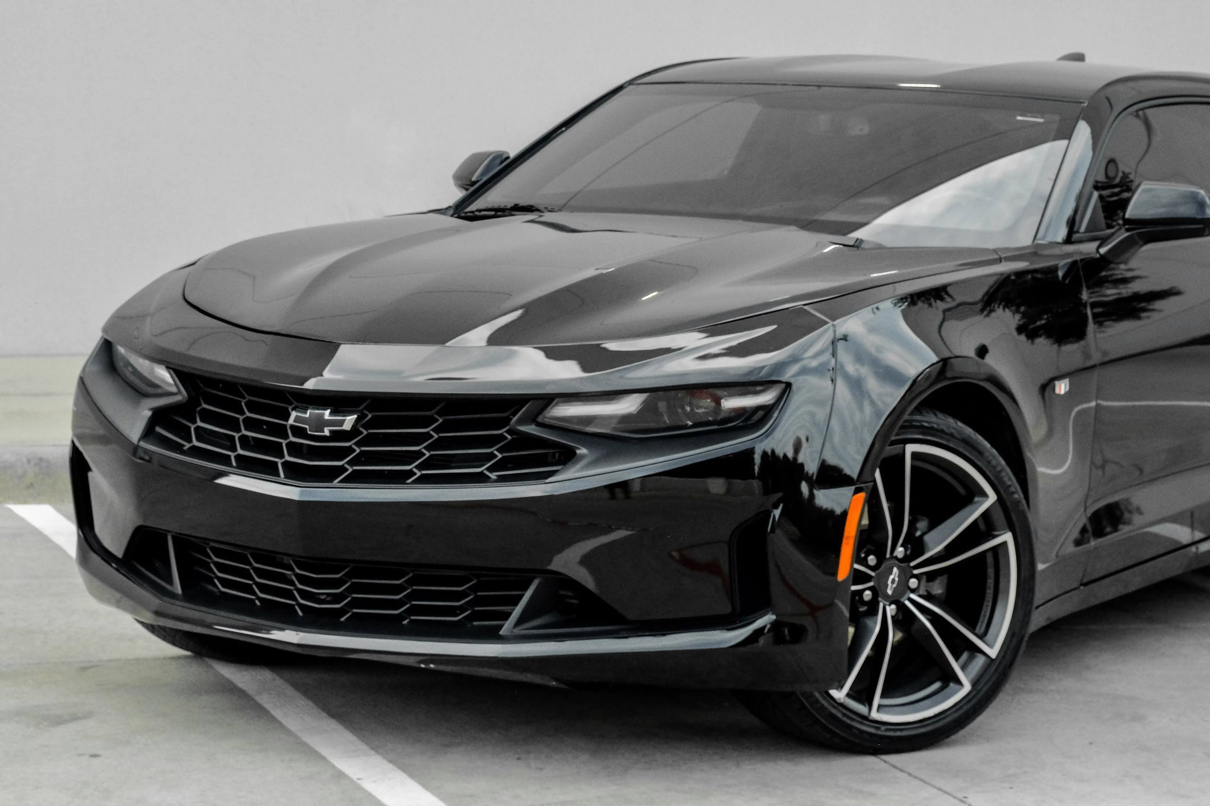 Used 2019 Chevrolet Camaro LT RWD image 14