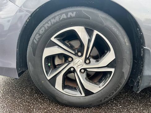 Used 2016 Honda Accord LX image 12