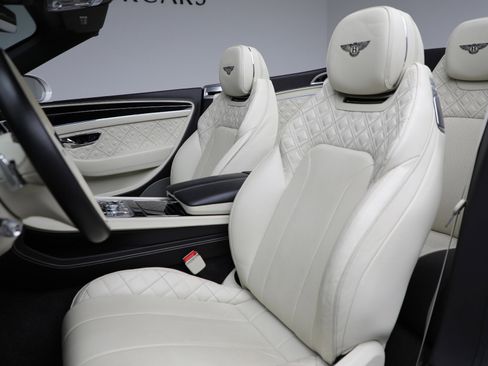 Certified 2020 Bentley Continental GT First Edition image 33