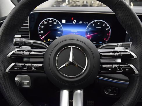 Used 2026 Mercedes-Benz GLS 450 4MATIC image 27