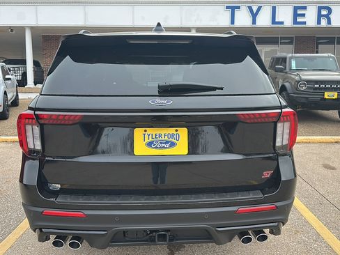 New 2026 Ford Explorer ST w/ Sun And Sound Package AWD/4WD image 8
