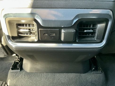 Used 2021 GMC Sierra 1500 Elevation image 34