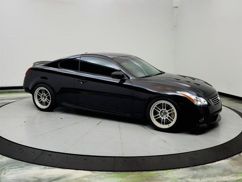 Used 2014 INFINITI Q60 Sport RWD image 3