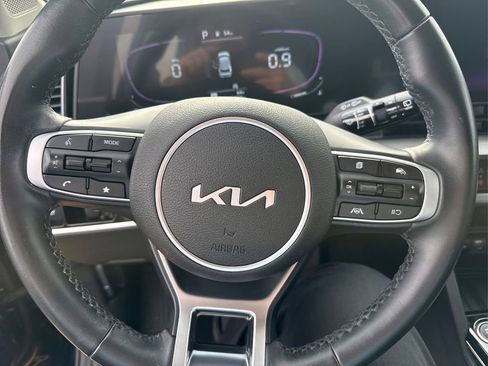Used 2023 Kia Sportage EX FWD image 14
